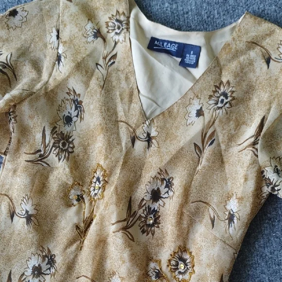 Beige Floral Maxi Dress - Picture 12 of 12